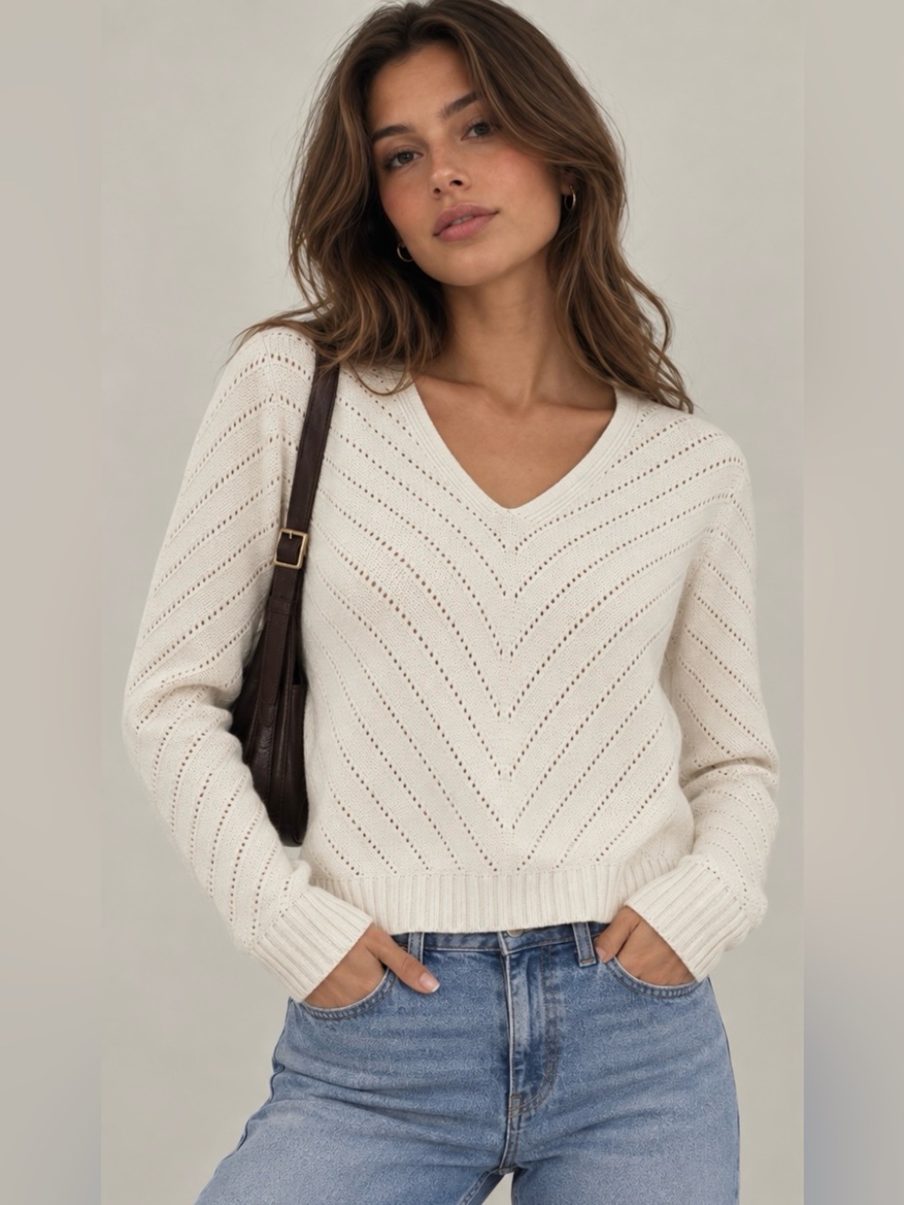 White Open Knit V-Neck Sweater Size XS